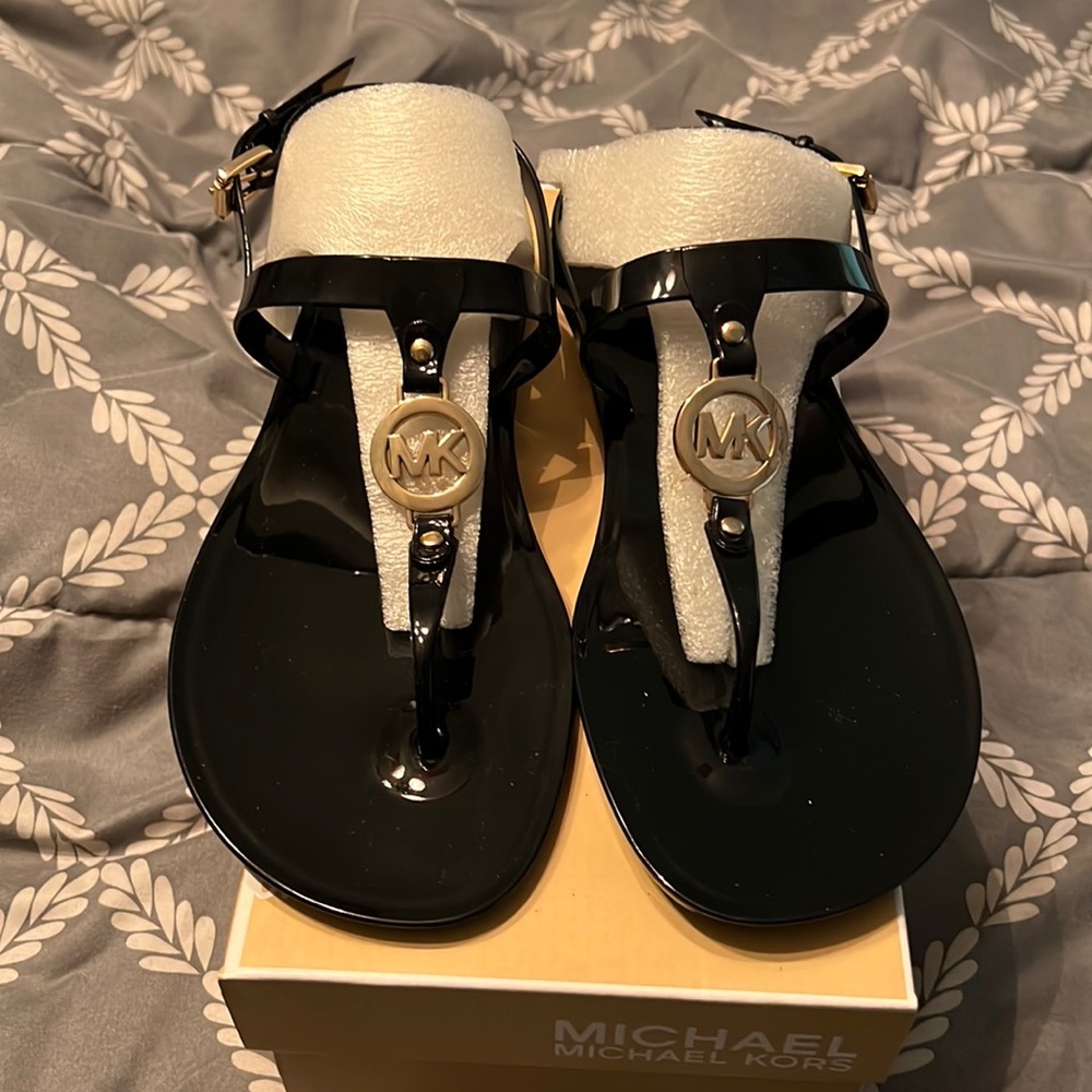 MK Sondra Jelly sandals